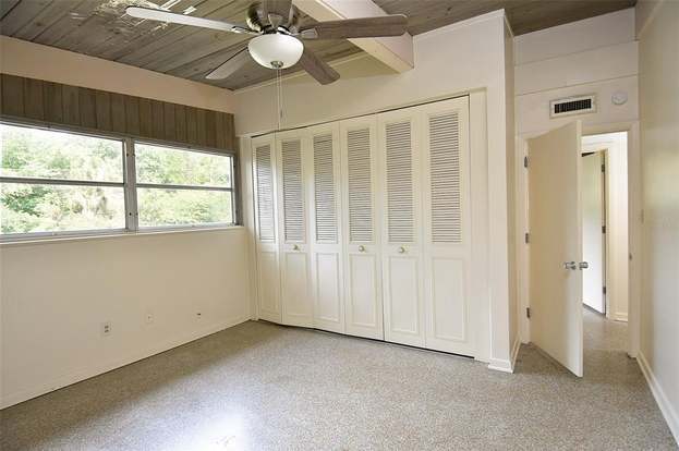 Building Photo - 2041 NW 12th Rd