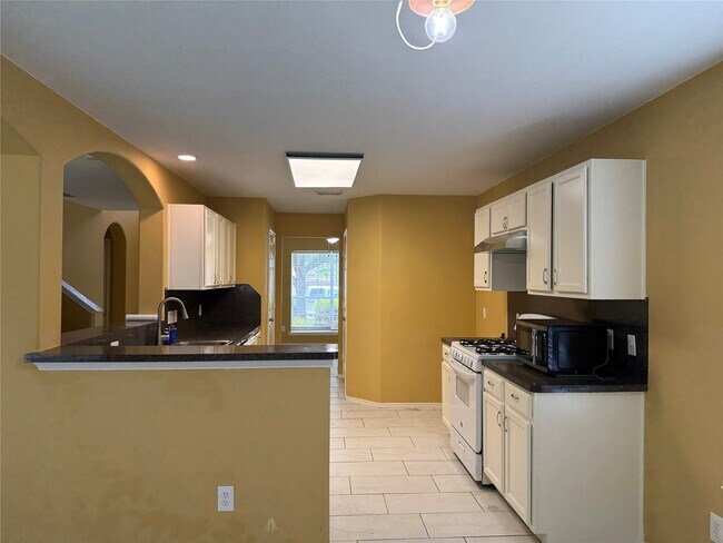Building Photo - 5111 Caymus Dr