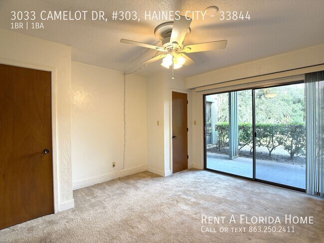 Building Photo - 3033 Camelot Dr