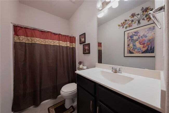 Building Photo - 161 Syrah Ct