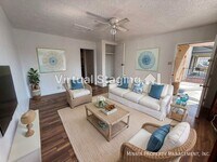 Building Photo - 1526 Yandell Dr
