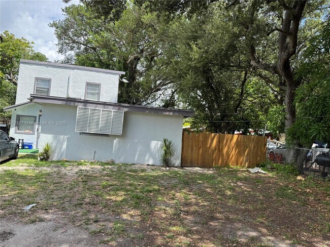 Building Photo - 351 NW 48th St