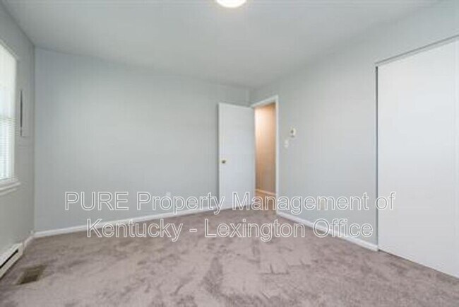 Building Photo - 316 Longview Dr