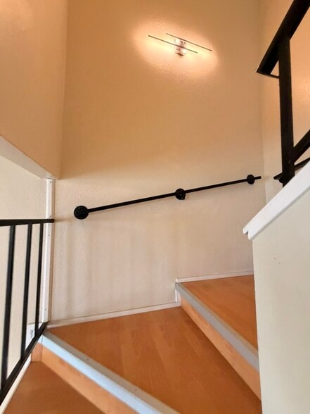 Building Photo - 5044 Bridgepointe Pl