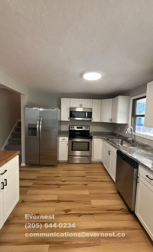 Building Photo - 3623 Bolamo Dr