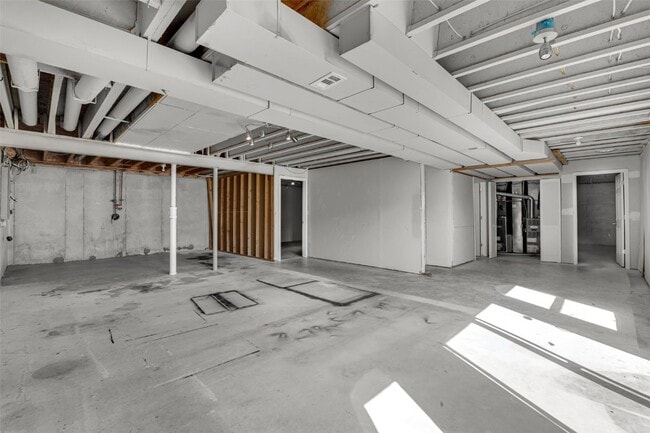 Building Photo - 51 Fountainview Dr