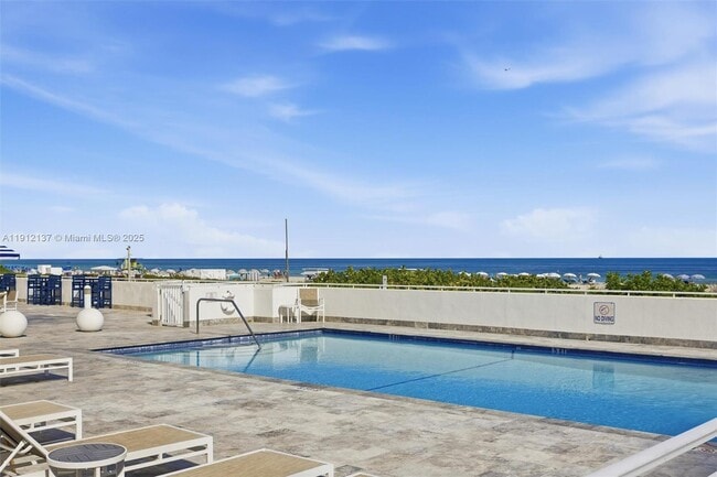 Building Photo - 401 Ocean Dr