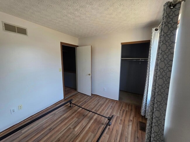 Building Photo - 7006 Finchley Dr