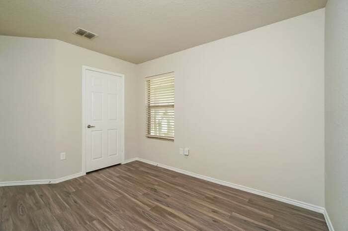 Building Photo - 7523 Whispine