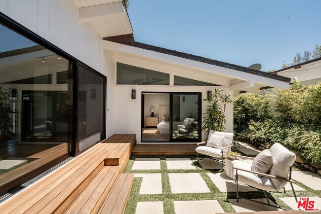 Building Photo - 23701 Harbor Vista Dr