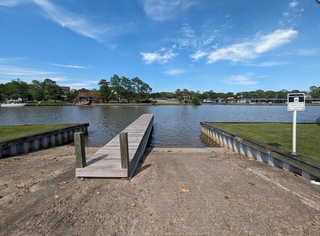 Building Photo - 18519 Egret Bay Blvd