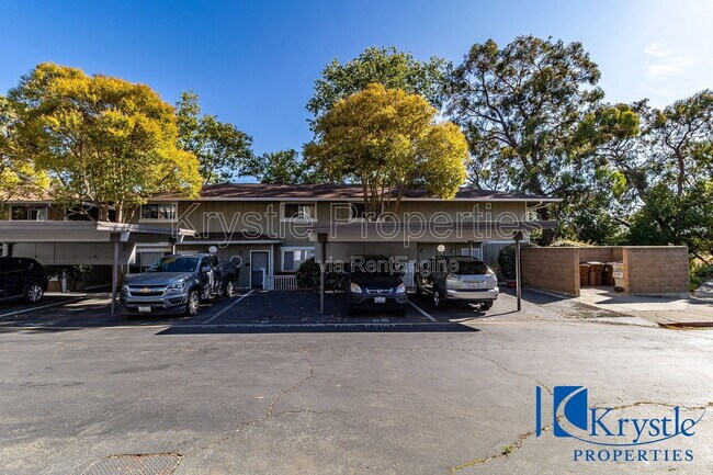 Building Photo - 138 Warwick Dr