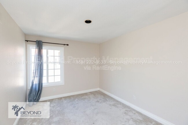 Building Photo - 1595 Avenida De Los Lirios