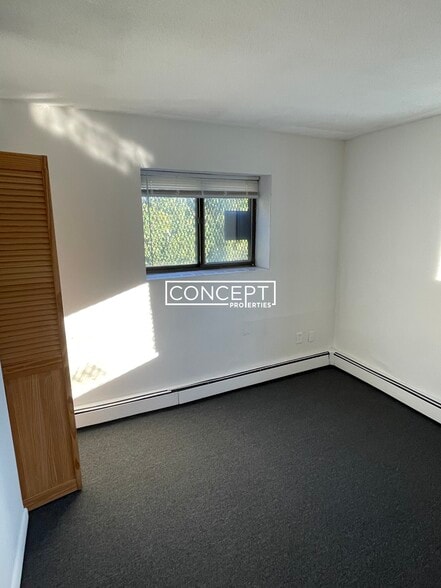 Building Photo - 226 Parker Hill Ave