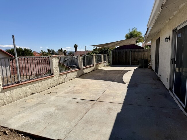 Building Photo - 15680 Shadow Mountain Ln