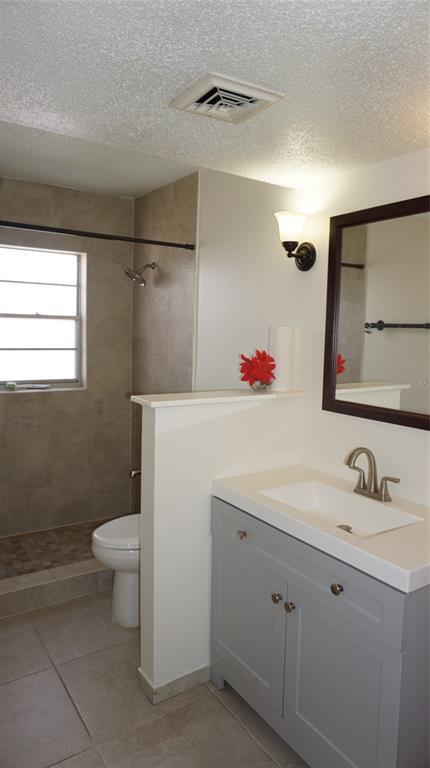 Building Photo - 7011 Place De La Paix