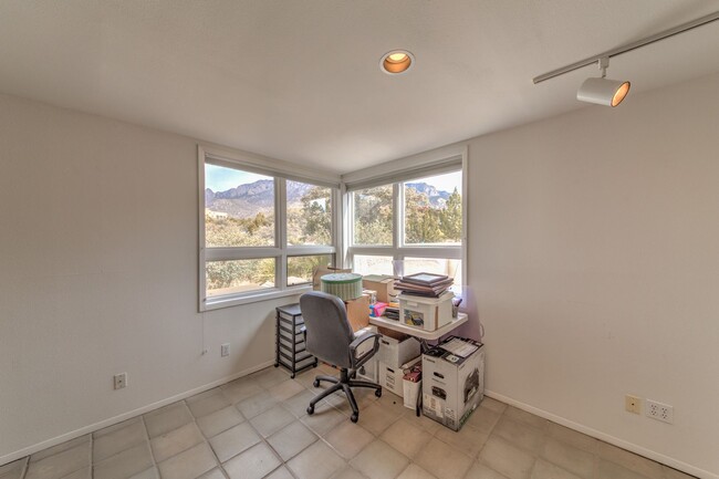 Building Photo - SANDIA HEIGHTS EXECUTIVE RENTAL 2+Story 3B...