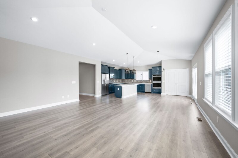 Building Photo - 1613 Lampwick Ct