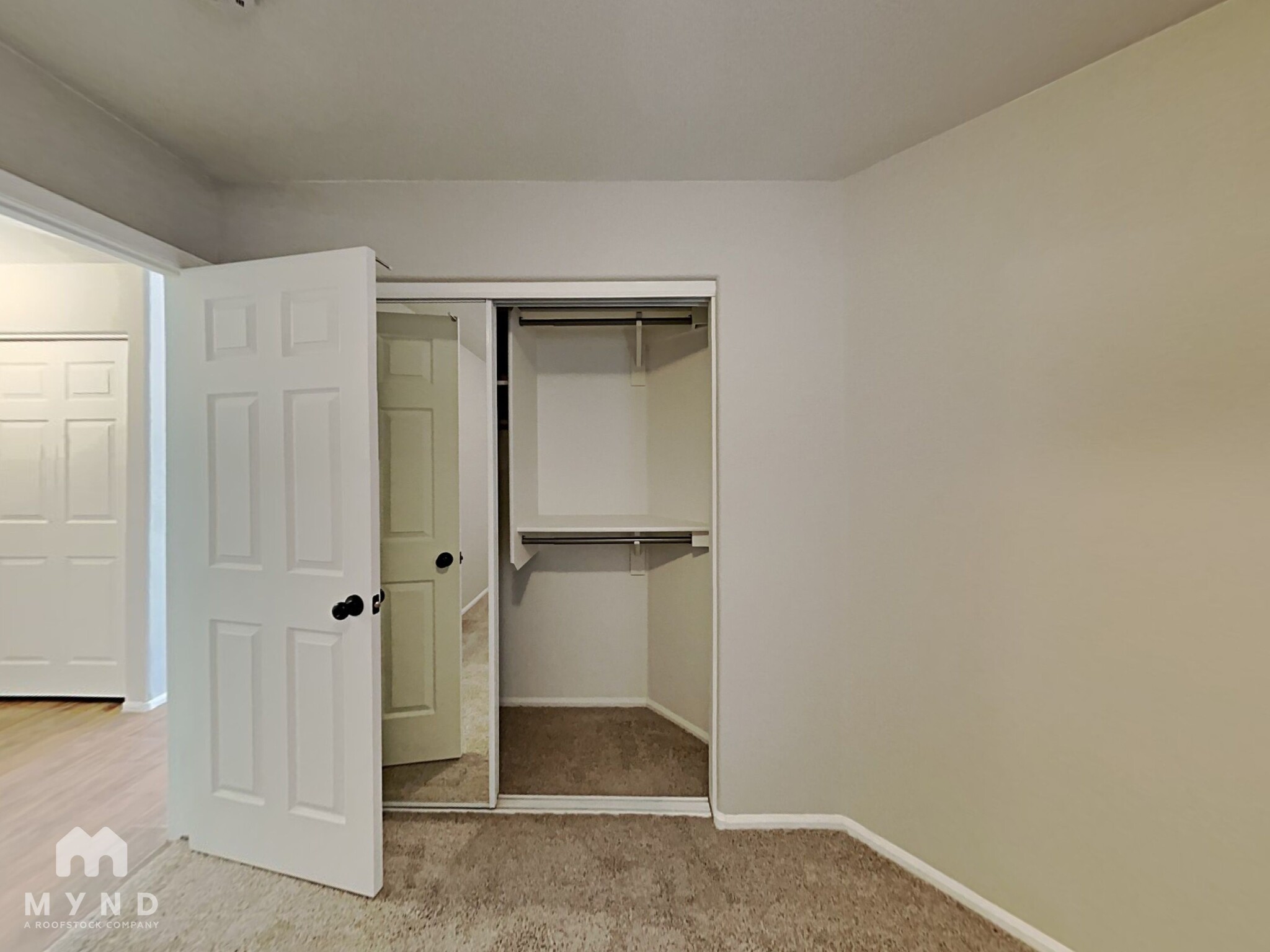 Building Photo - 12325 W El Nido Ln