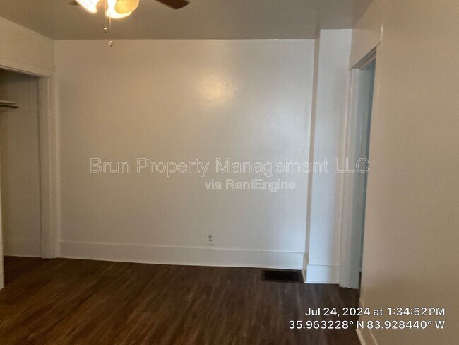 Building Photo - 203 Twelfth St