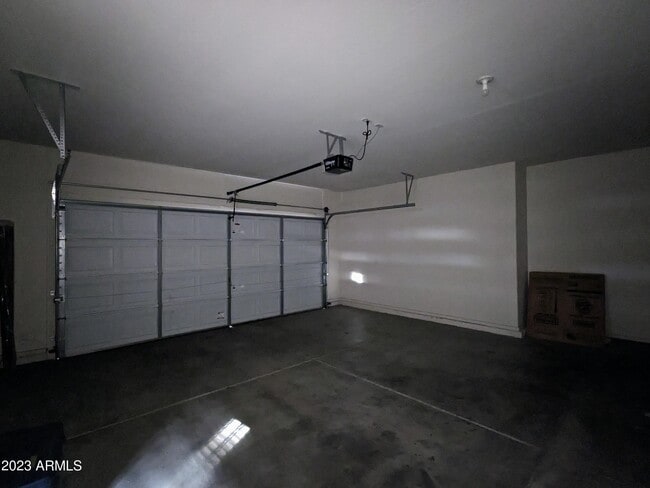 Building Photo - 16071 W Gelding Dr