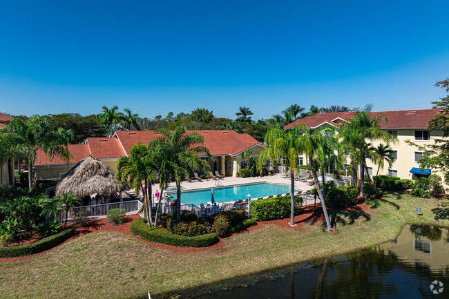 Building Photo - Key Royal Villas