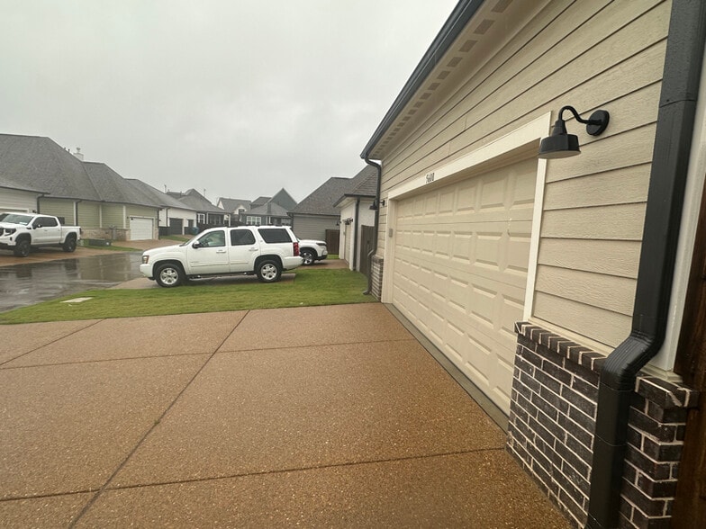 Building Photo - 5608 Gerber Rd