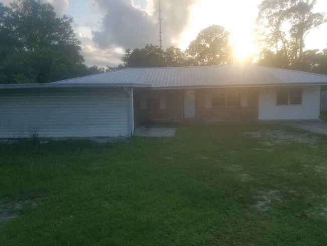 Building Photo - 718 Orange St