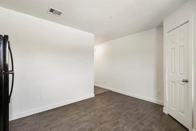 Building Photo - 12603 Telge Rd