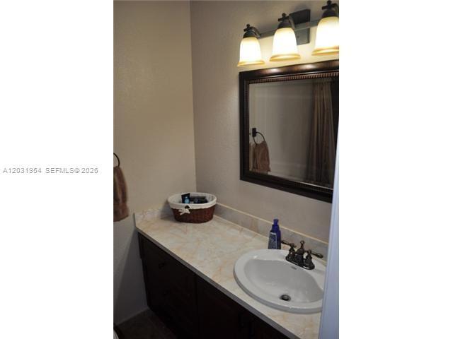 Building Photo - 15610 SW 105th Ln