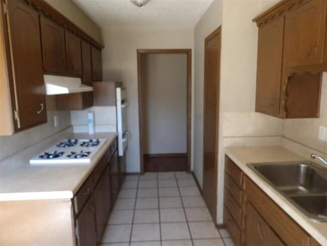 Building Photo - 510 NE 18th St