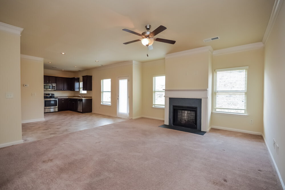 Building Photo - 364 Easley Dr SE