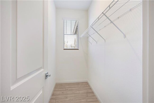 Building Photo - Single Story 3 bedroom, 2 bath home in the...
