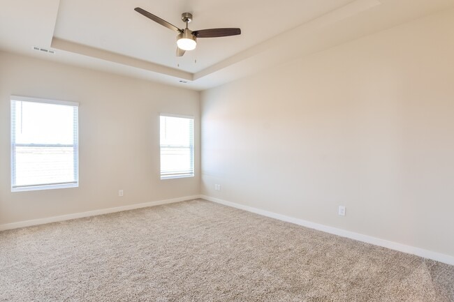 Building Photo - 26214 Valley Ridge Rd