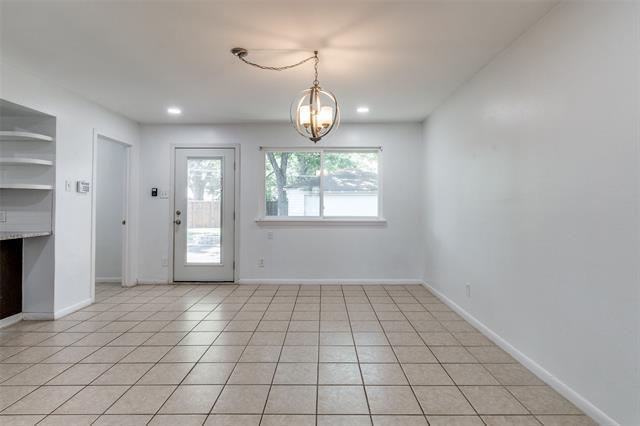 Building Photo - 6418 E Lovers Ln