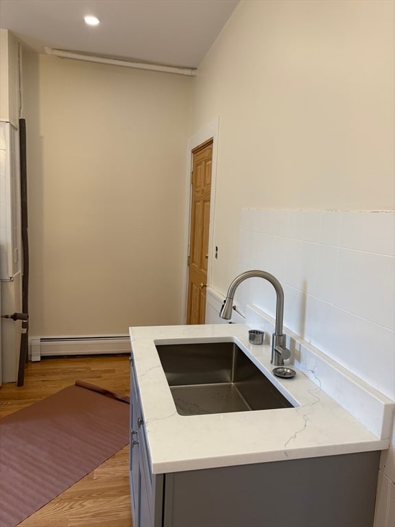 Building Photo - 11 Hatch St