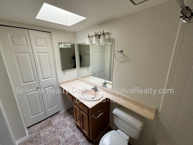 Building Photo - 1200 E River Rd