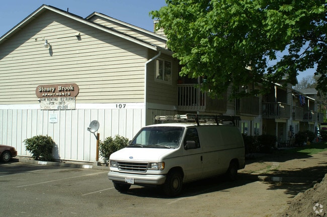 Building Photo - Stoney Brook Apartments