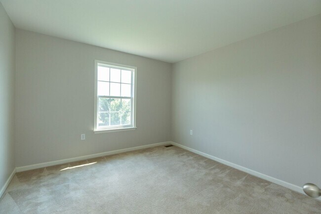 Building Photo - 56 Spanos Dr