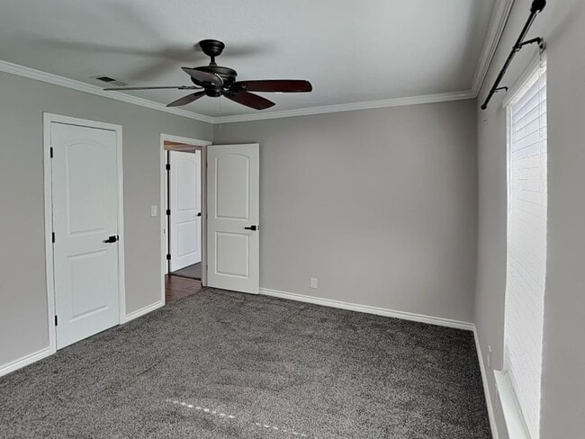 Building Photo - Charming Ridglea West Corner Home with Gourmet Kitchen & Private Backyard Retreat