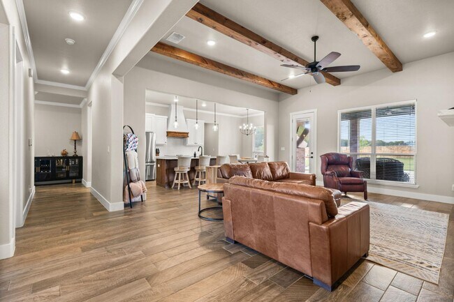 Building Photo - 3020 Keifer Marshall Dr