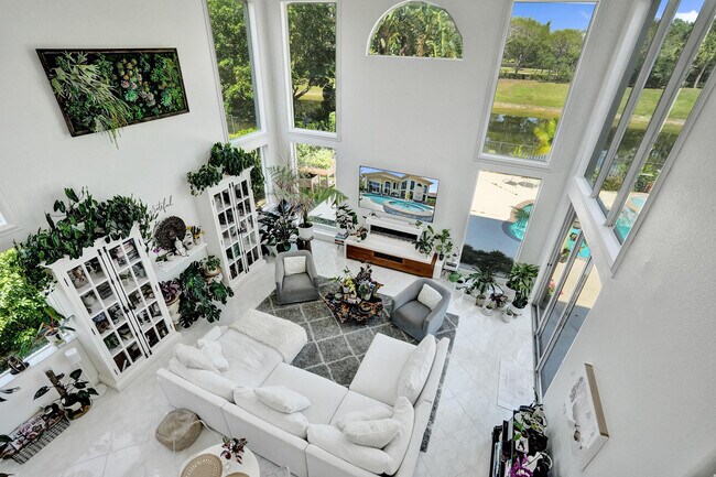 Building Photo - 11515 NW 75th Manor