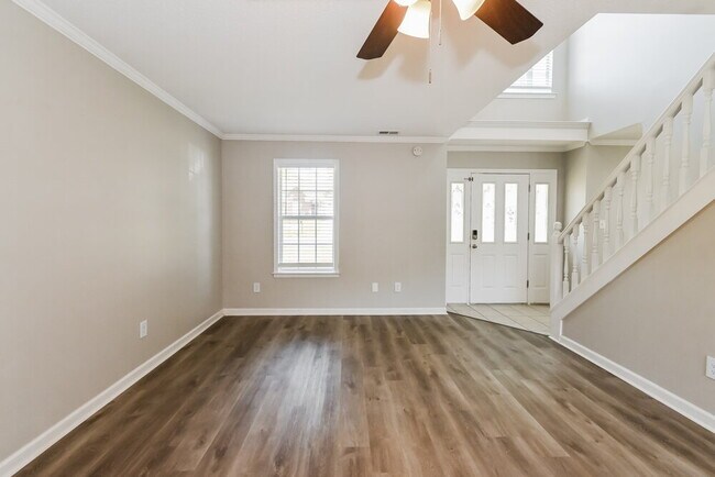 Building Photo - 1337 Pendulum Dr N