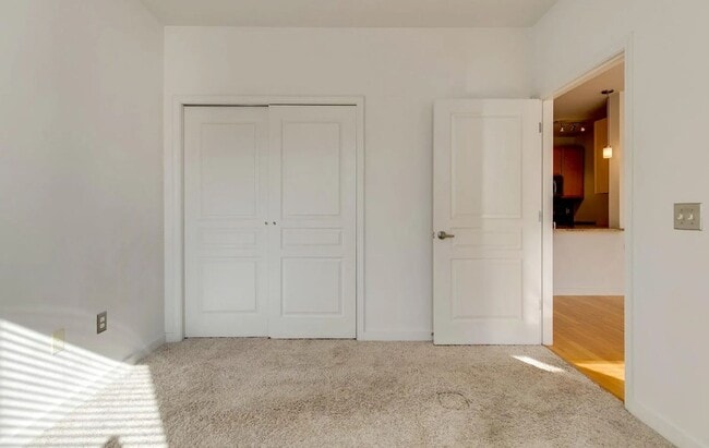 Building Photo - Stylish Condo in the Heart of Nashville – ...