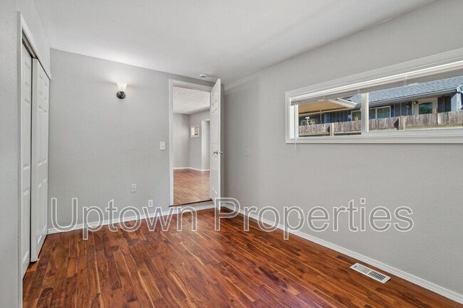 Building Photo - 11551 SW 64th Ave