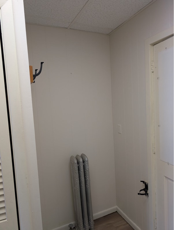 Building Photo - 185 N Main St