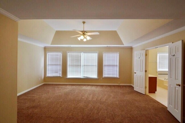 Building Photo - 5555 Cannonero Dr