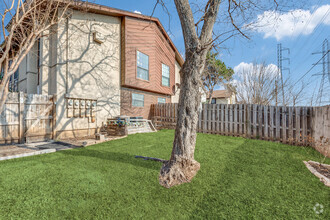 Building Photo - 10575 Starcrest Dr