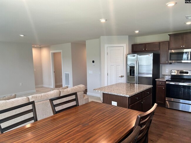 Building Photo - 1037 Cameron Ridge Dr