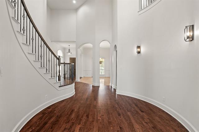 Building Photo - 1333 Thornwood Dr